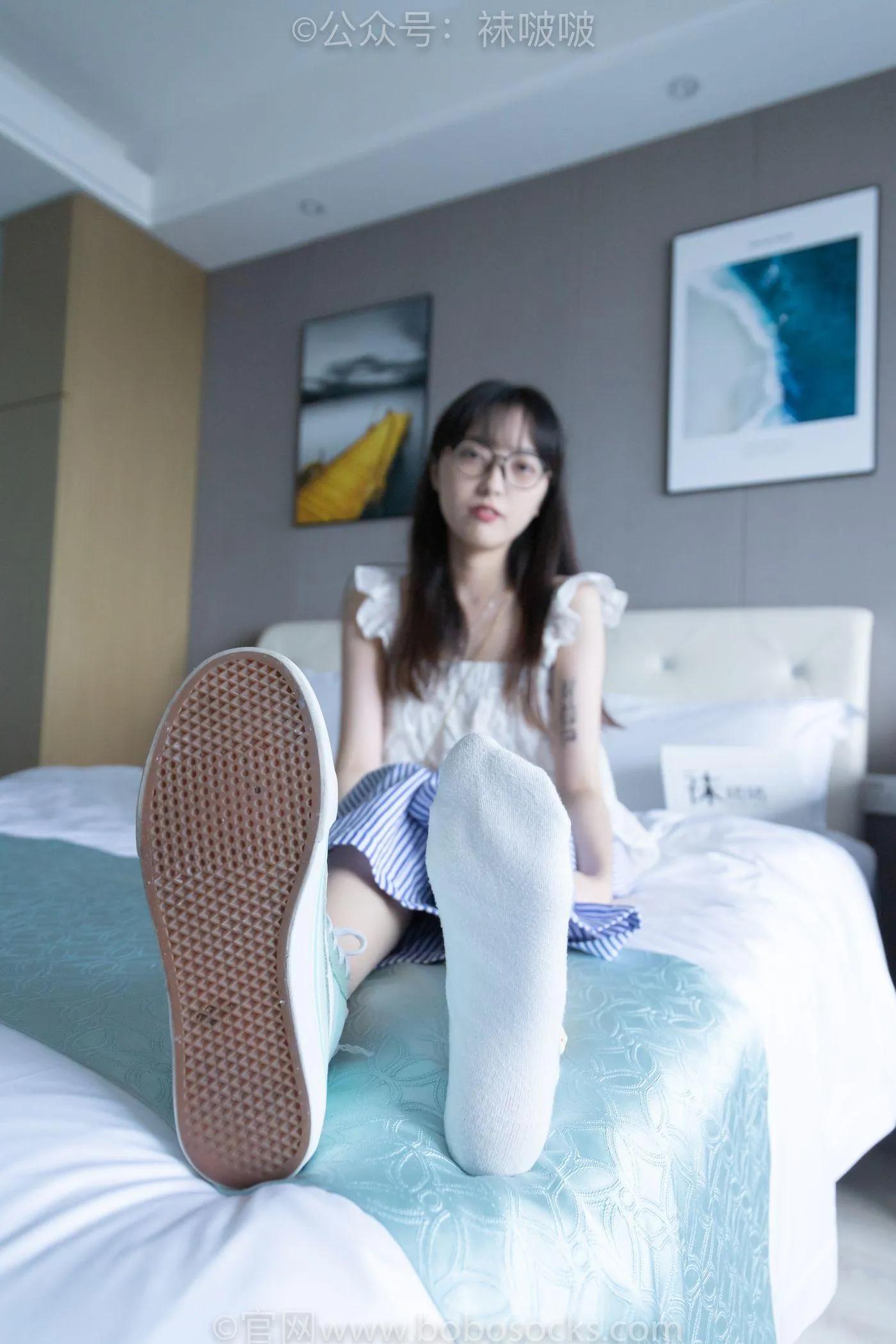 [BoBoSocks袜啵啵]NO.027 稚予- vans、白色棉袜、肉丝 [136P]插图2